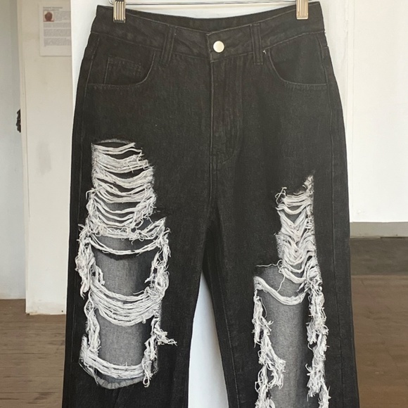 Y2K Black distressed denim jeans - Picture 8 of 8